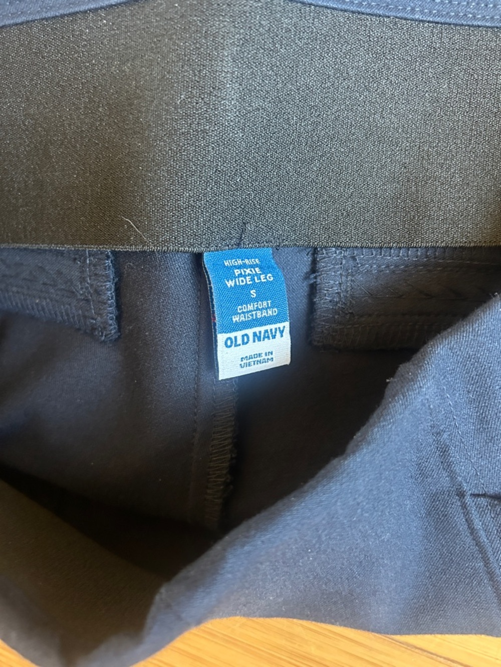 Old Navy Pixie Wide-Leg Dress Pants in Navy Blue - Picture 5 of 7